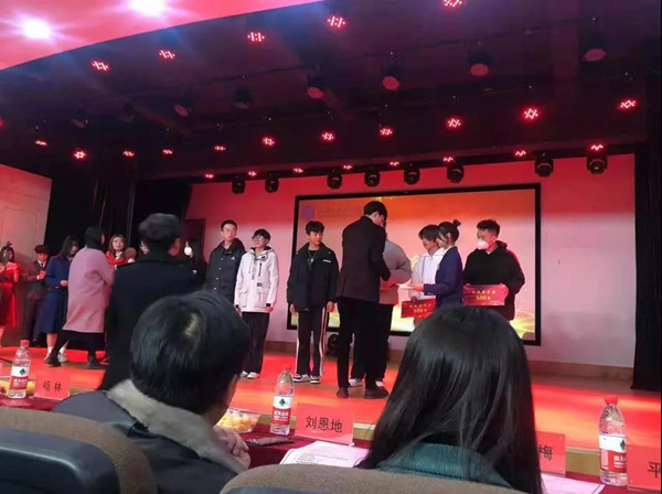 尊龙凯时武汉商贸职业学院合作签约 尊龙凯时武汉商贸职业学院合作签约